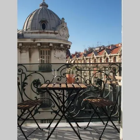 Le Clemenceau Daire *